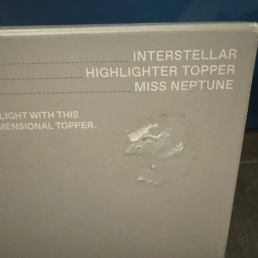 r.e.m. Beauty Interstellar Highlighter Topper~Miss Neptune~Full Size 8 g NIB